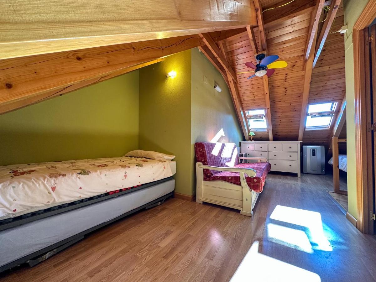 Acogedor Atico Duplex En El Centro En Biescas/4Pax公寓 外观 照片